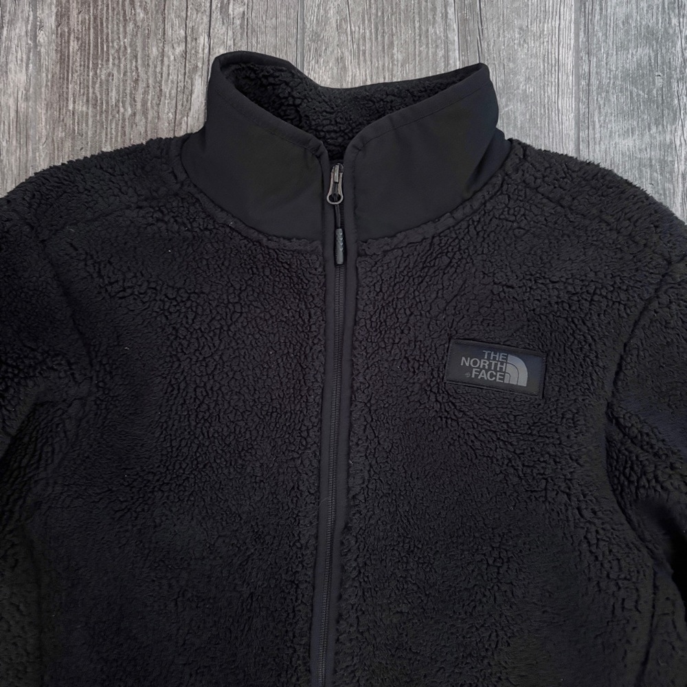 The North Face Men’s Black Campshire Full Zip Fleece Jacket Medium